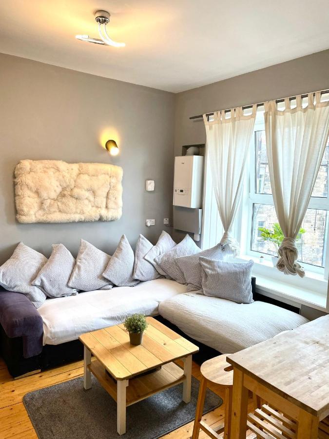 Lothian Road - Castle View Apartment Edinburgh Bagian luar foto